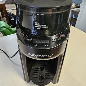 Baby Brezza Formula Pro Advanced WiFi Formula Dispenser - Black